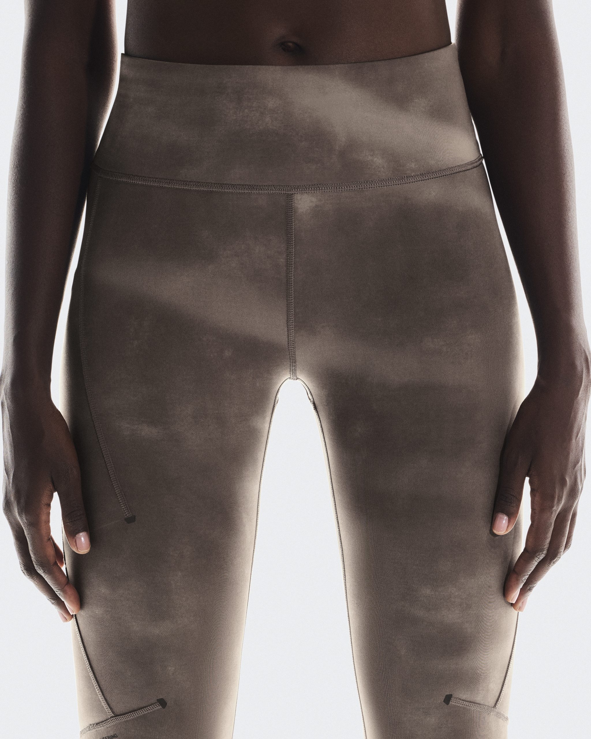 Women's Performance Tight 7/8 AOP - Image 4